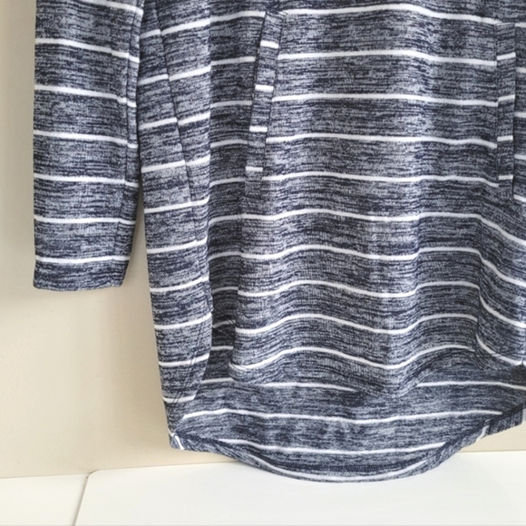 Banana Republic Cowl Neck Long Striped Tunic Blue Women’s Small - Picture 5 of 6